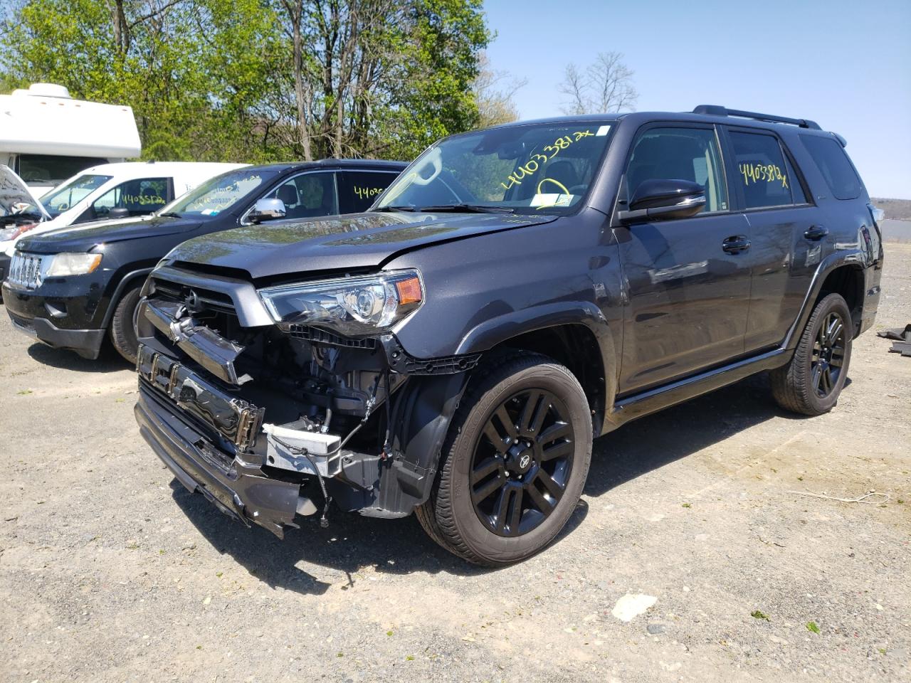 Photo 2 from auction – 2020 TOYOTA 4RUNNER SR with VIN JTEBU5JRXL5757739