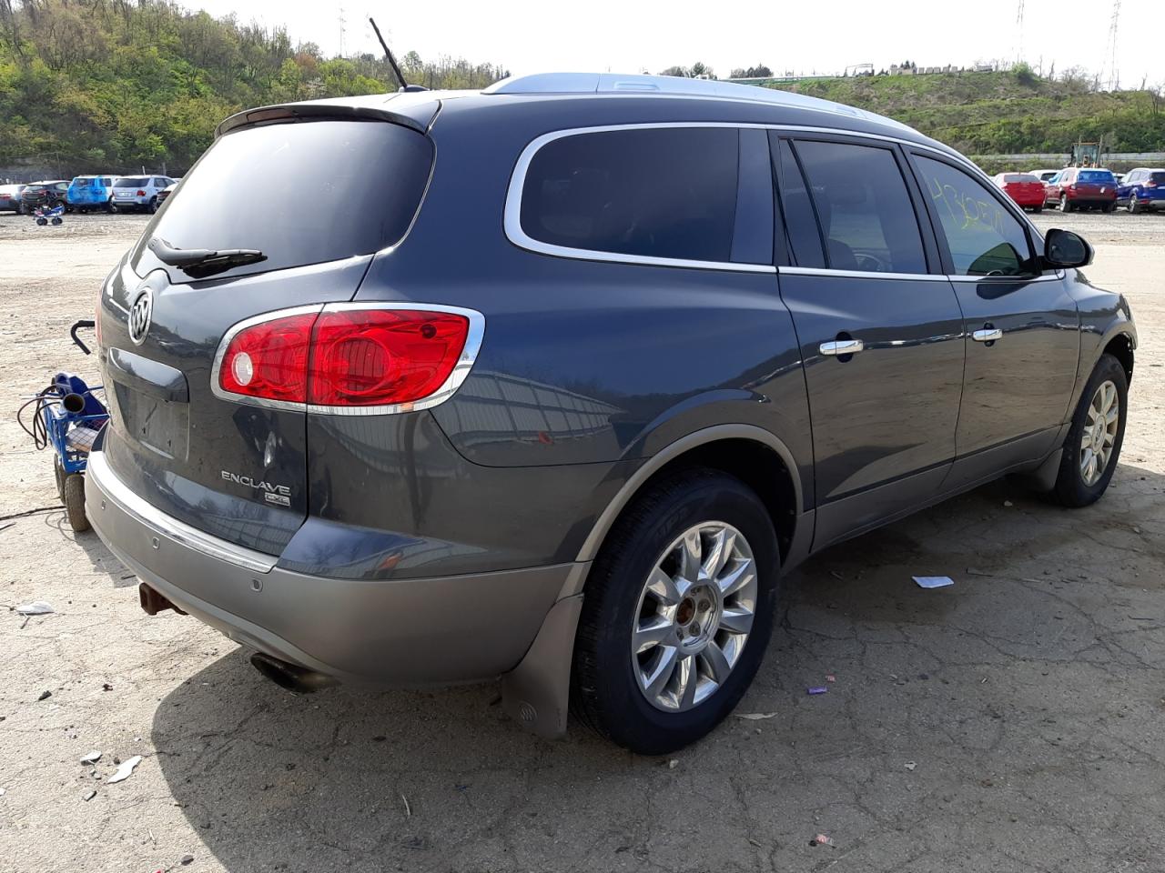 Photo 4 from auction – 2011 BUICK ENCLAVE CX with VIN 5GAKVBED2BJ226007
