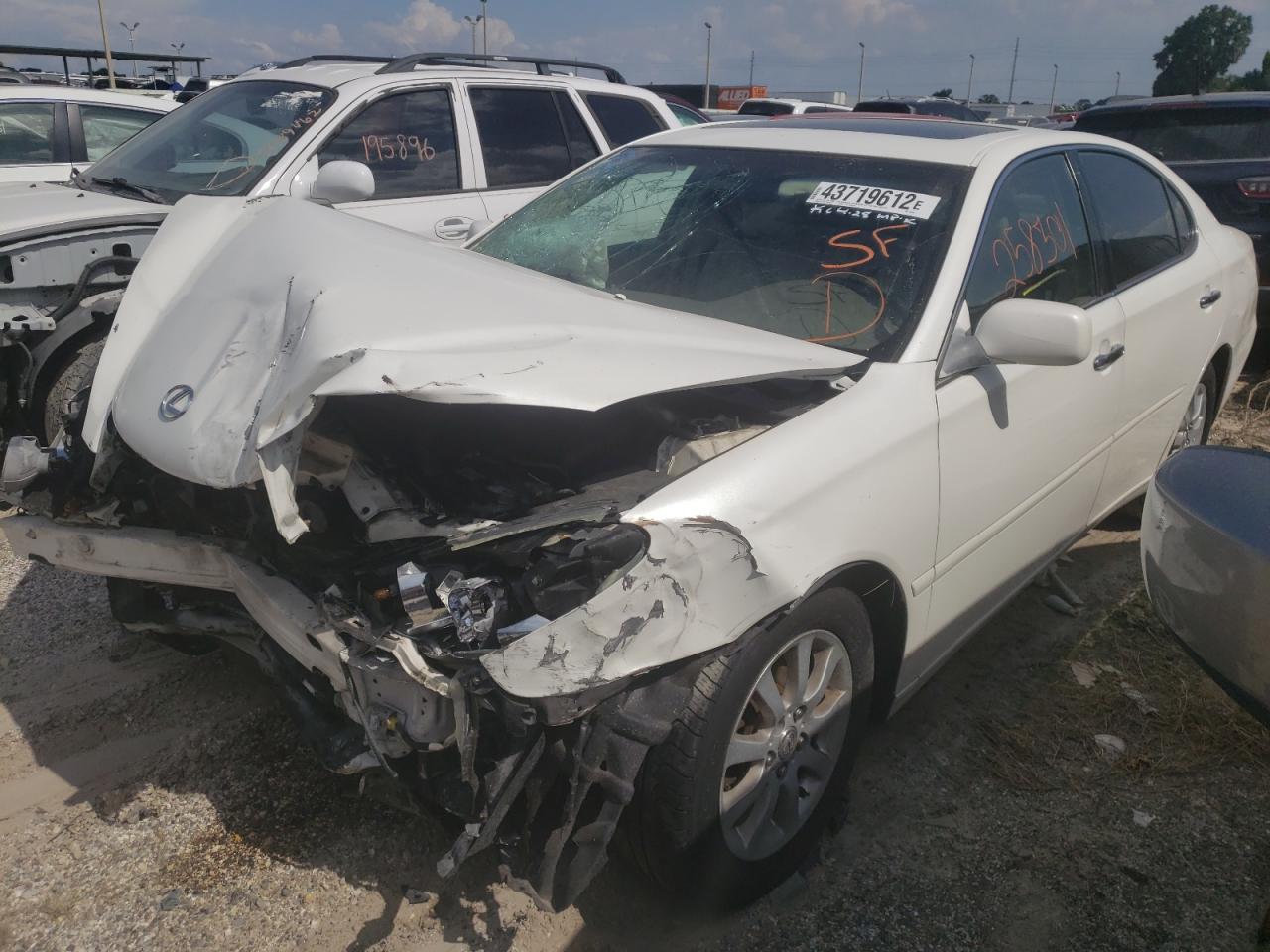 Photo 2 from auction – 2003 LEXUS ES 300 with VIN JTHBF30G836002942