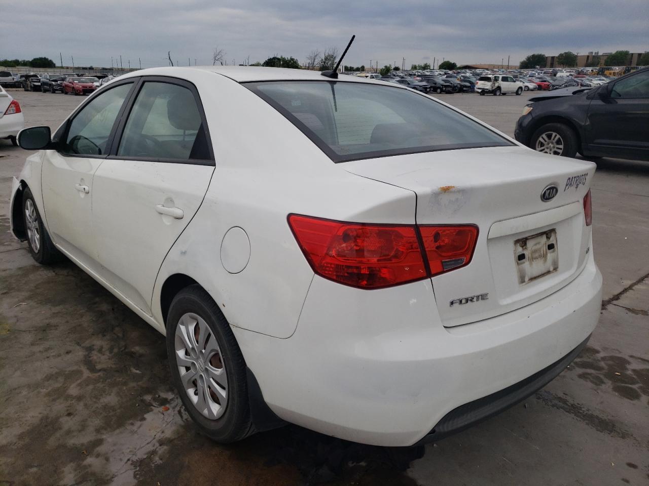 Photo 3 from auction – 2013 KIA FORTE EX with VIN KNAFU4A24D5712295