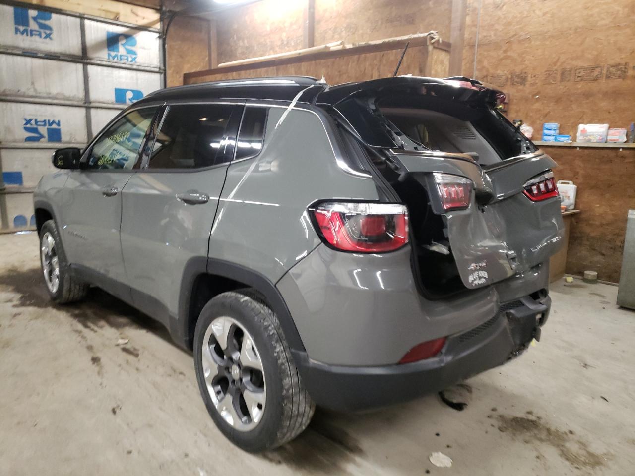 Photo 3 from auction – 2019 JEEP COMPASS LI with VIN 3C4NJDCB8KT752932