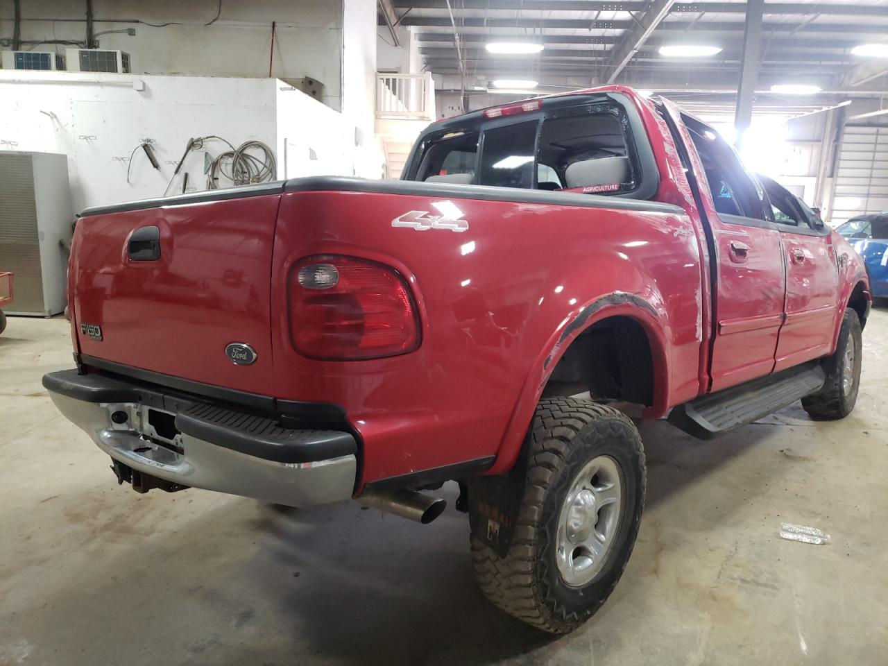 Photo 4 from auction – 2002 FORD F150 SUPER with VIN 1FTRW08L02KE11801