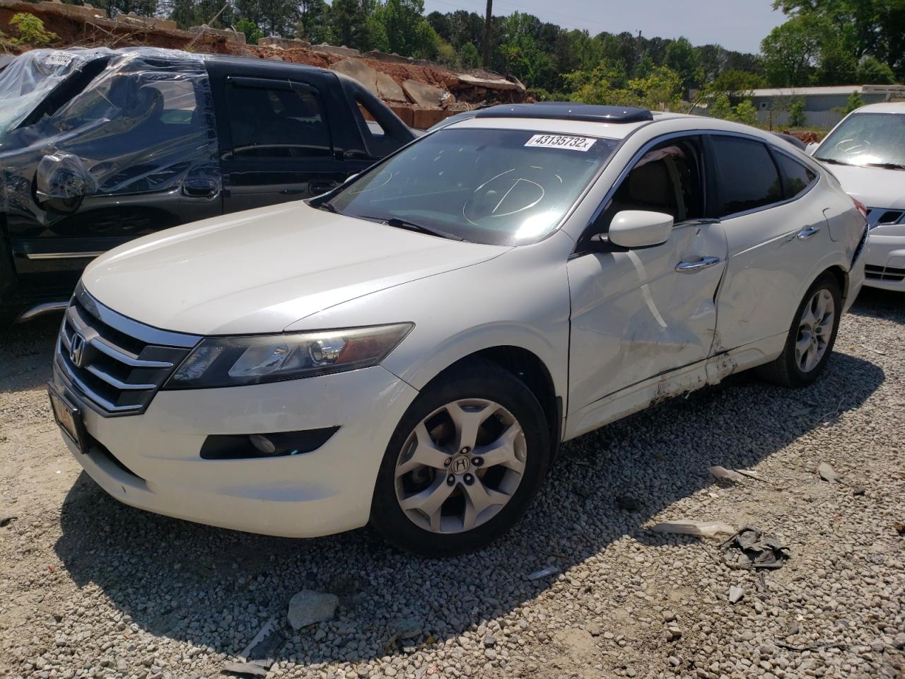 Photo 2 from auction – 2011 HONDA ACCORD CRO with VIN 5J6TF2H59BL006110