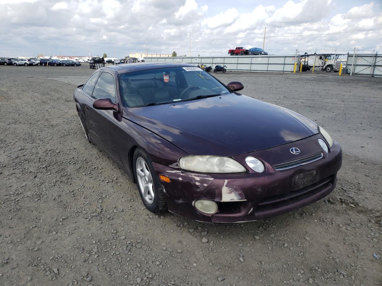LEXUS SC 400 1998 with VIN JT8CH32Y1W1001637 - Photo from auction