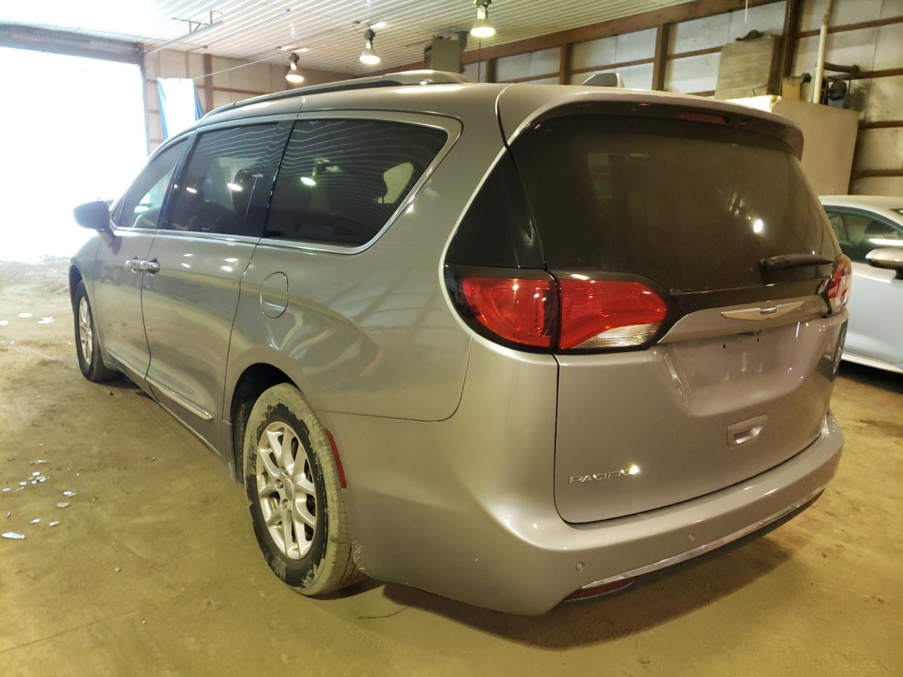 Photo 3 from auction – 2020 CHRYSLER PACIFICA T with VIN 2C4RC1BGXLR284147
