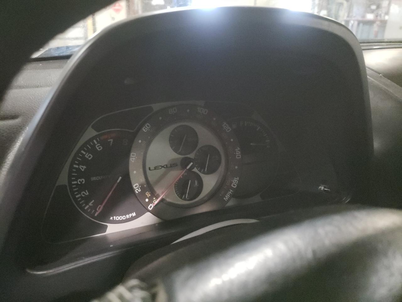 Photo 8 from auction – 2004 LEXUS IS 300 with VIN JTHBD192840081180