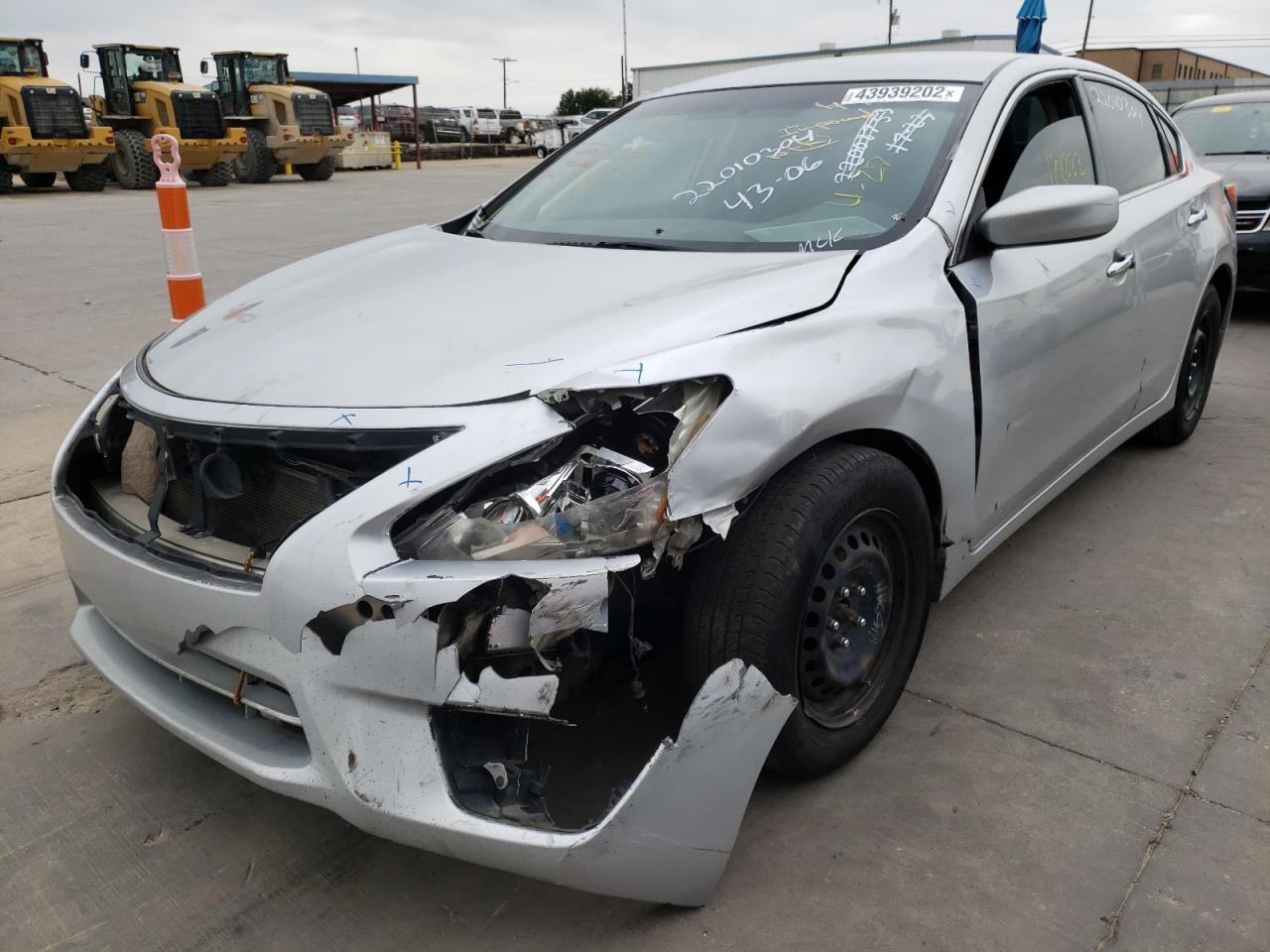Photo 14 from auction – 2015 NISSAN ALTIMA 2.5 with VIN 1N4AL3AP2FC449380