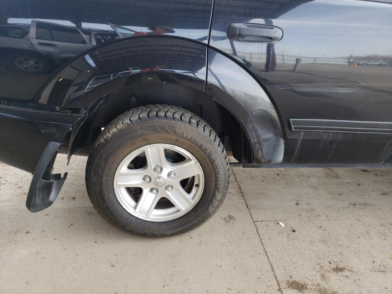 Photo 9 from auction – 2004 DODGE DURANGO SL with VIN 1D4HB48D44F209484