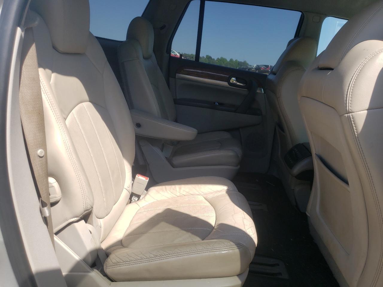 Photo 6 from auction – 2010 BUICK ENCLAVE CX with VIN 5GALRCED4AJ212476