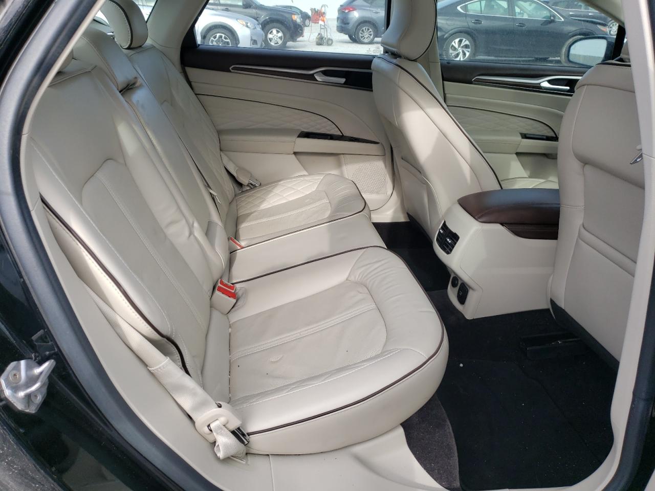 Photo 6 from auction – 2017 FORD FUSION TIT with VIN 3FA6P0SU2HR248015
