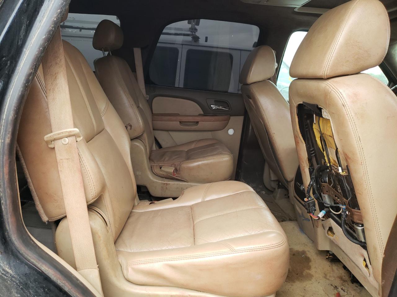 Photo 6 from auction – 2007 GMC YUKON with VIN 1GKFC13JX7R169996