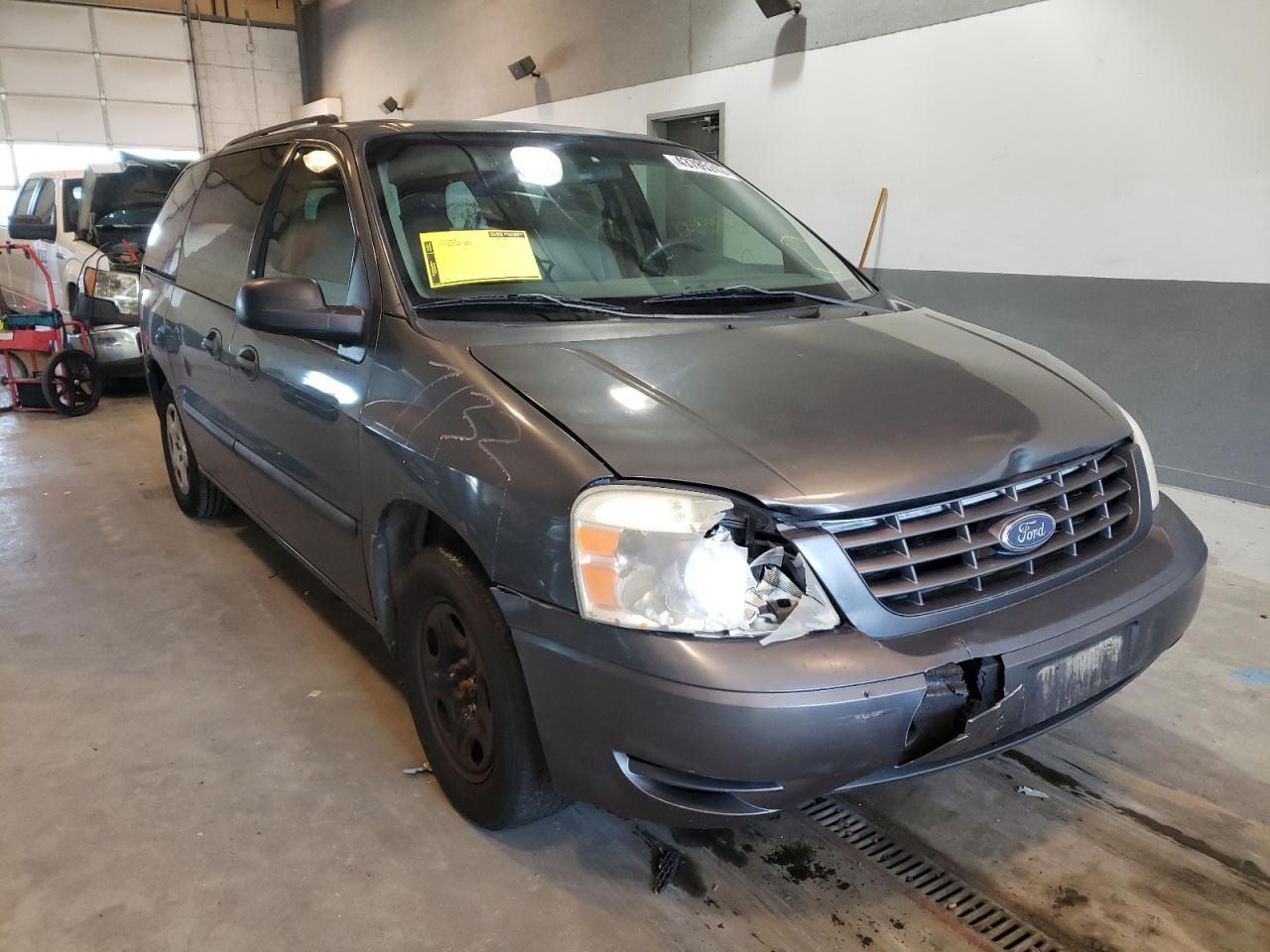 FORD FREESTAR S 2005 with VIN 2FMZA51685BA02570 - Photo from auction