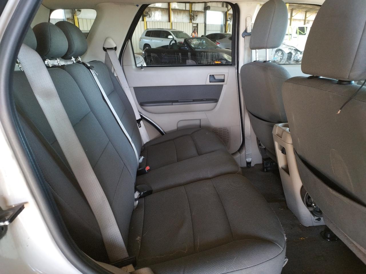 Photo 6 from auction – 2009 FORD ESCAPE HYB with VIN 1FMCU59389KA38570