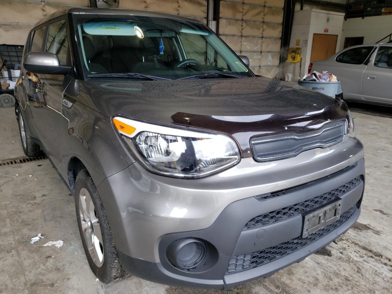 KIA SOUL 2019 مع رقم تعريف المركبة KNDJN2A28K7654658 - صورة من المزاد