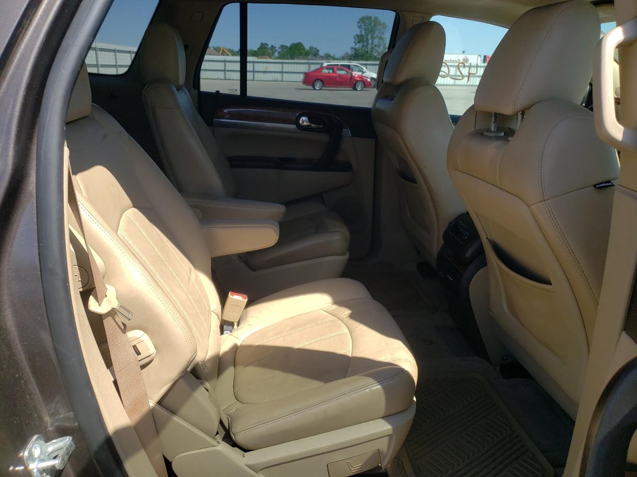 Photo 6 from auction – 2011 BUICK ENCLAVE CX with VIN 5GAKVBED9BJ145909