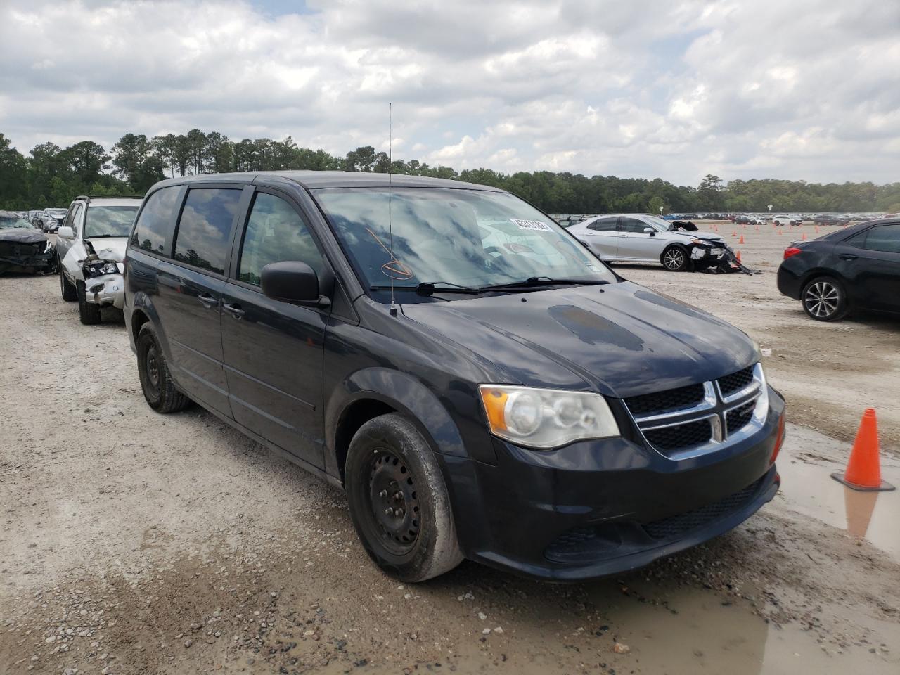 DODGE GRAND CARA 2012 z numerem VIN 2C4RDGBG0CR360698 - Zdjęcie z aukcji