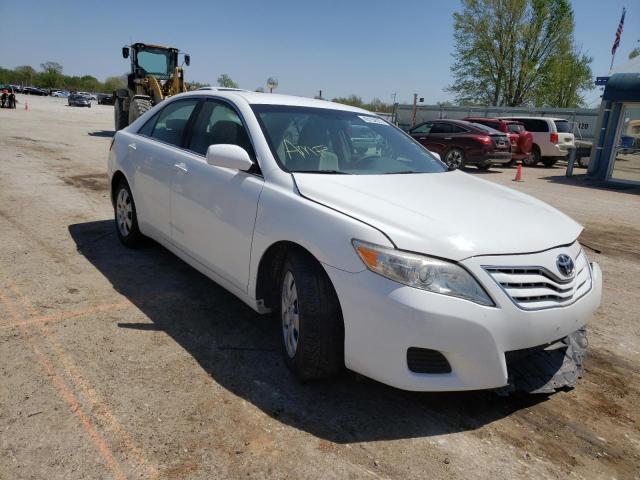 TOYOTA CAMRY BASE 2011 z numerem VIN 4T1BF3EK9BU685688 - Zdjęcie z aukcji