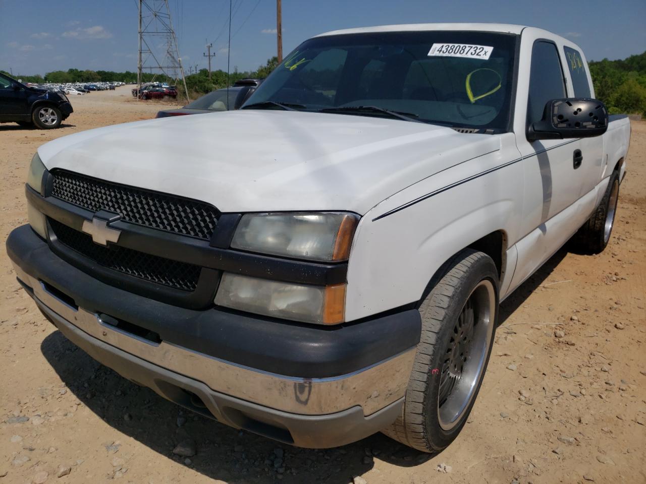 Photo 2 from auction – 2003 CHEVROLET SILVERADO with VIN 2GCEC19V231407621