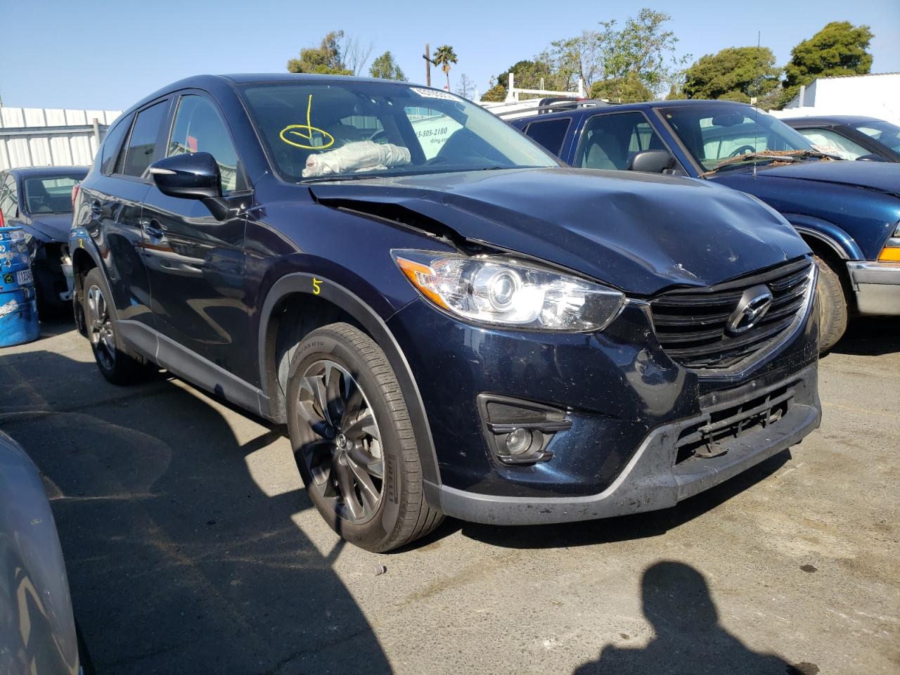 MAZDA CX-5 GT 2016 with VIN JM3KE4DY3G0751533 - Photo from auction