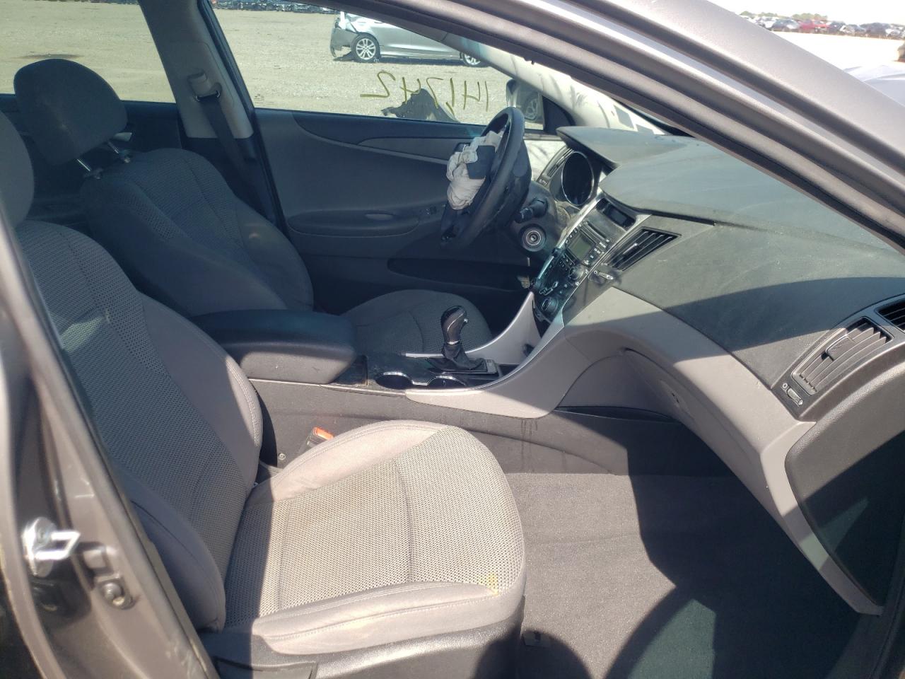 Photo 5 from auction – 2012 HYUNDAI SONATA GLS with VIN 5NPEB4AC3CH356935