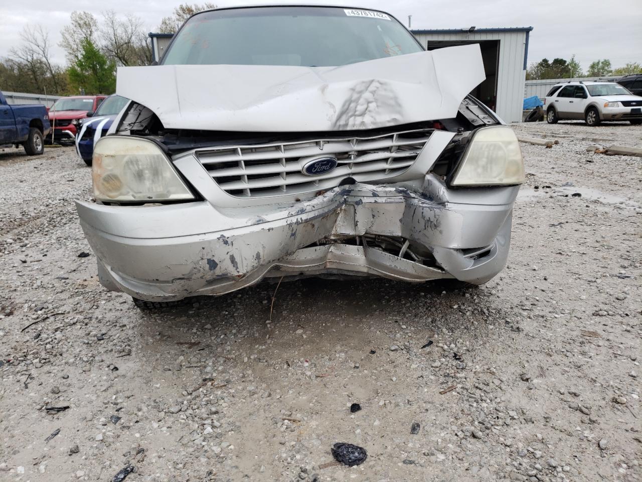 Photo 9 from auction – 2005 FORD FREESTAR S with VIN 2FMZA51645BA87598