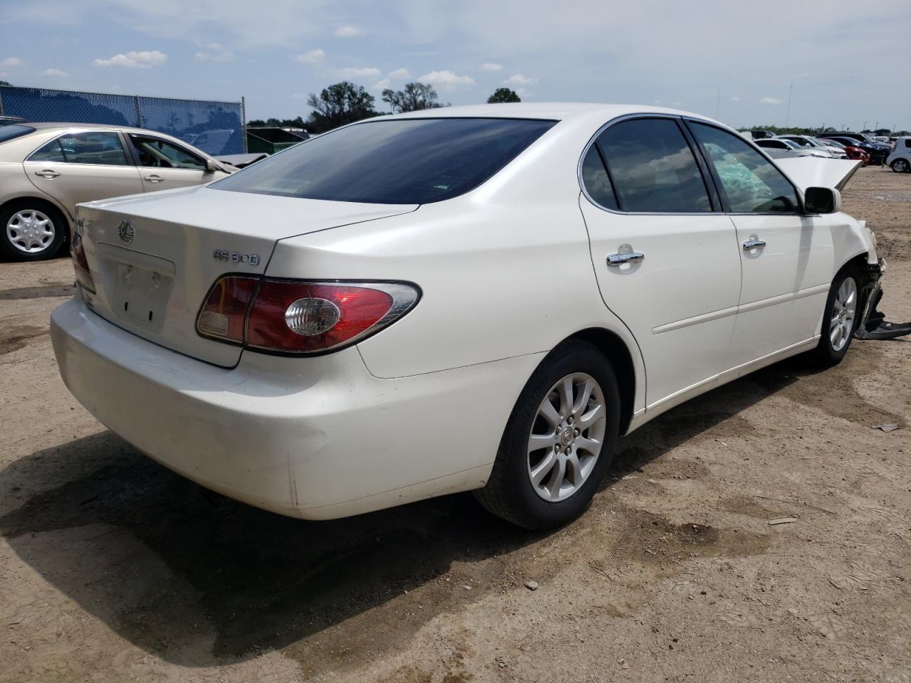Photo 4 from auction – 2003 LEXUS ES 300 with VIN JTHBF30G836002942