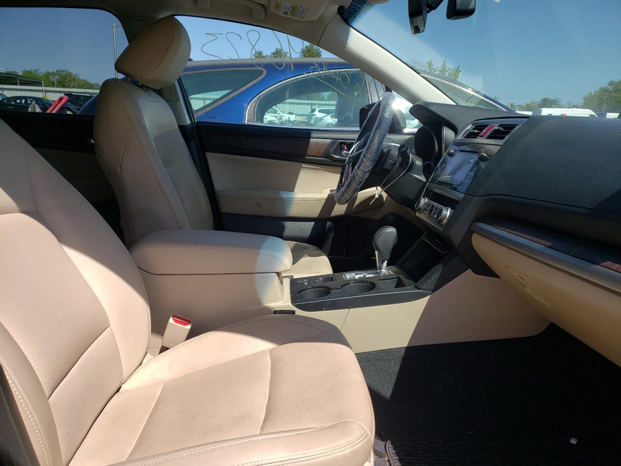 Photo 5 from auction – 2017 SUBARU OUTBACK 2. with VIN 4S4BSANC4H3279843