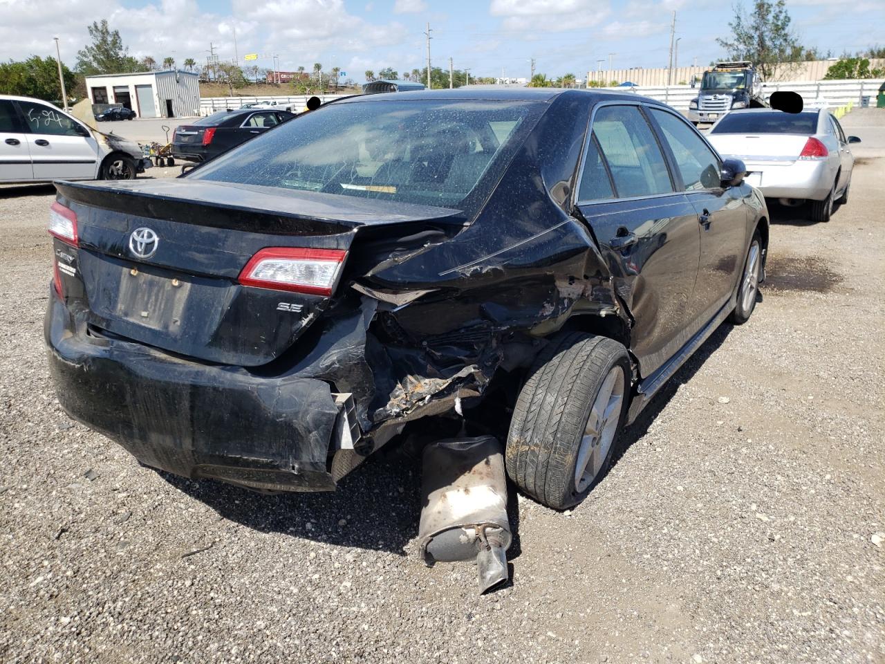Photo 4 from auction – 2014 TOYOTA CAMRY L with VIN 4T1BF1FK0EU305659