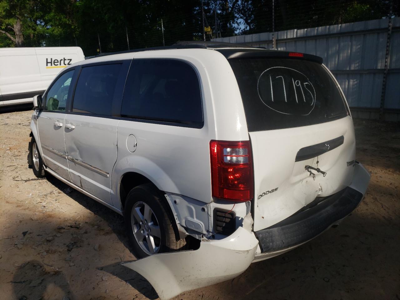 Photo 3 from auction – 2009 DODGE GRAND CARA with VIN 2D8HN54129R678337