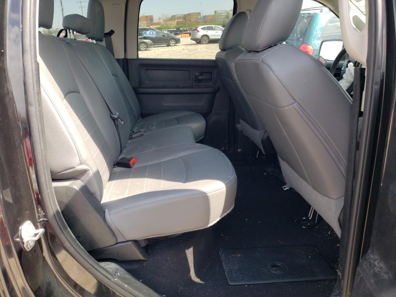 Photo 6 from auction – 2018 RAM 1500 ST with VIN 3C6RR6KT7JG250640