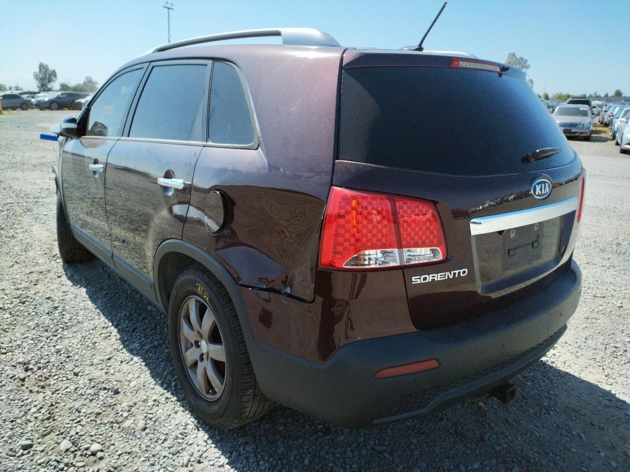 Photo 3 from auction – 2011 KIA SORENTO BA with VIN 5XYKT4A17BG052172