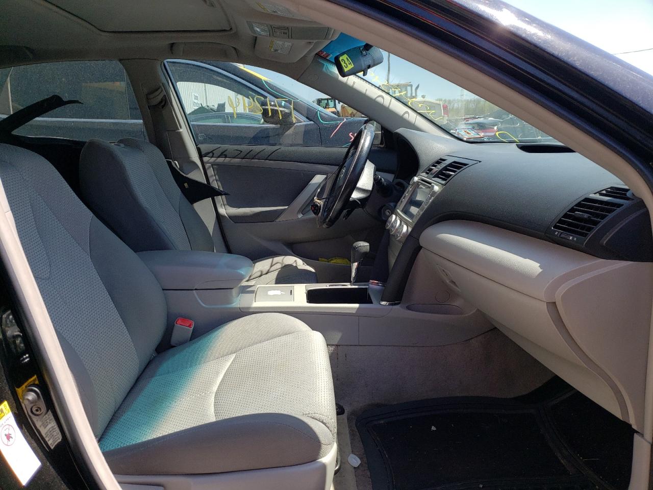Фото 5 с аукциона – 2011 TOYOTA CAMRY BASE с VIN 4T1BF3EK2BU190992