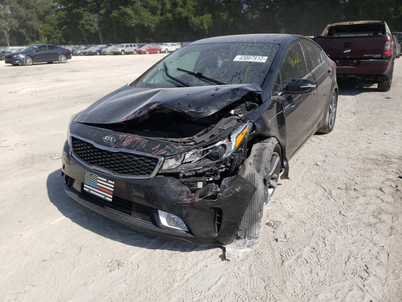 Photo 2 from auction – 2017 KIA FORTE EX with VIN 3KPFN4A89HE005272