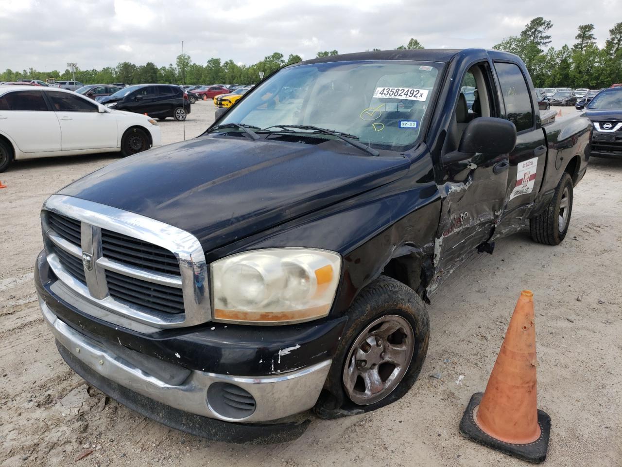 Photo 2 from auction – 2006 DODGE RAM 1500 S with VIN 1D7HA18N76J118495