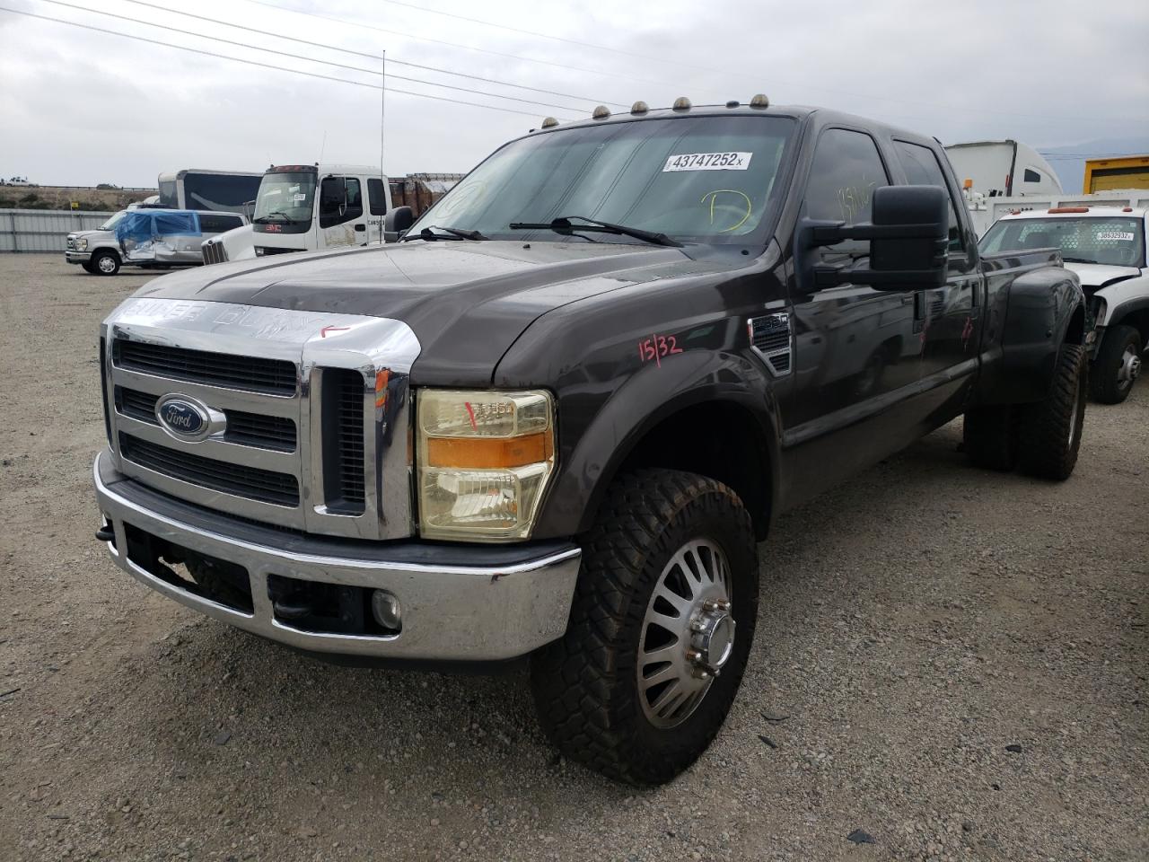 Photo 2 from auction – 2008 FORD F350 SUPER with VIN 1FTWW32R58EA38389
