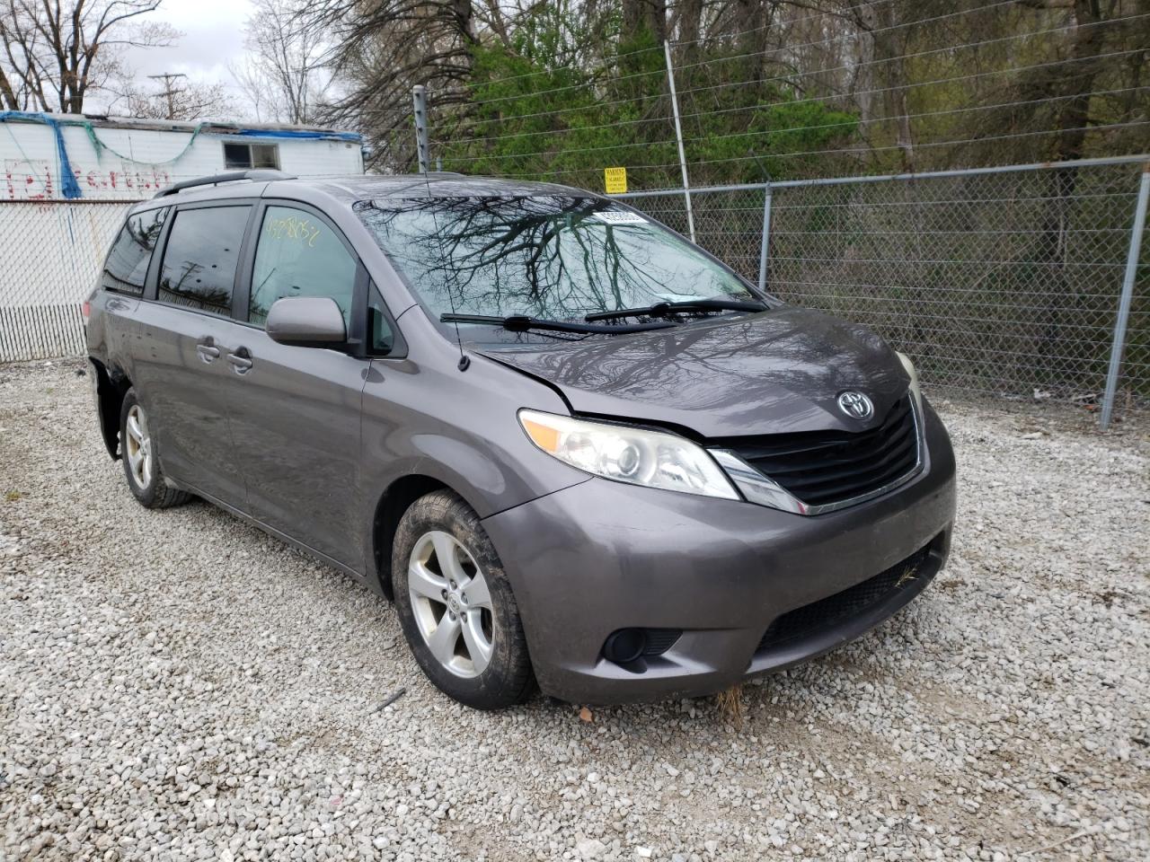 TOYOTA SIENNA LE 2011 with VIN 5TDKK3DC7BS065386 - Photo from auction