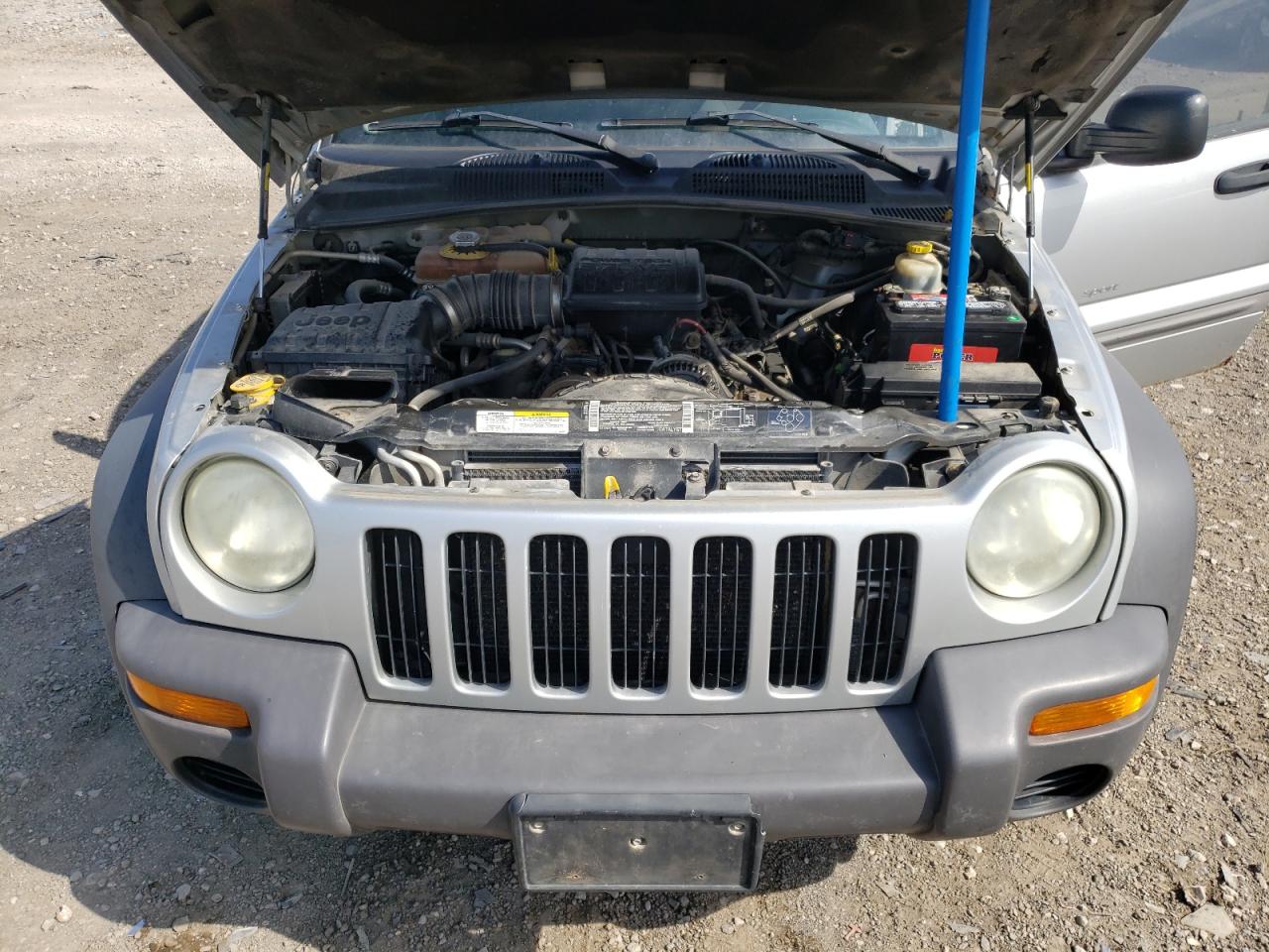 Photo 7 from auction – 2002 JEEP LIBERTY with VIN 1J4GL48K52W132894