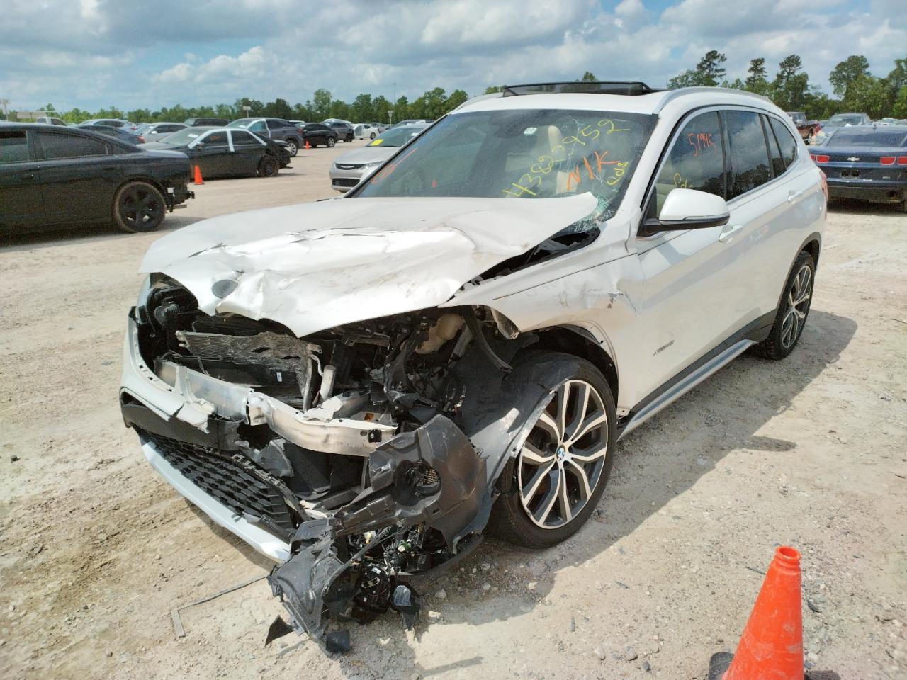 Photo 2 from auction – 2016 BMW X1 XDRIVE2 with VIN WBXHT3C30GP881921