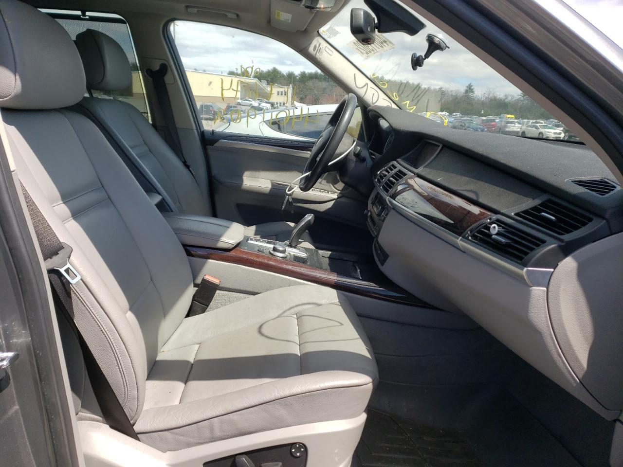 Photo 5 from auction – 2009 BMW X5 XDRIVE3 with VIN 5UXFE43569L273660