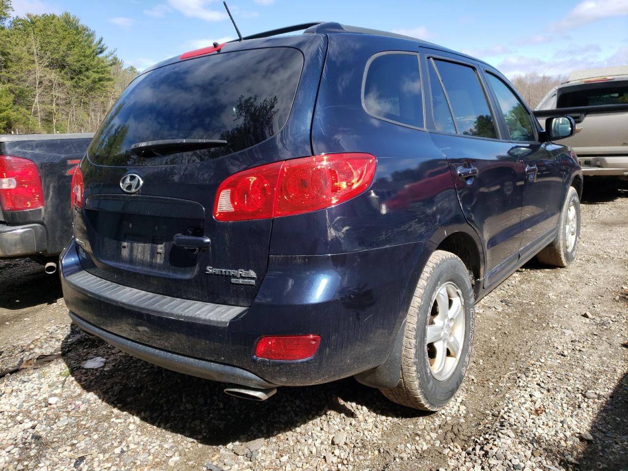 Photo 4 from auction – 2007 HYUNDAI SANTA FE G with VIN 5NMSG73D37H103578
