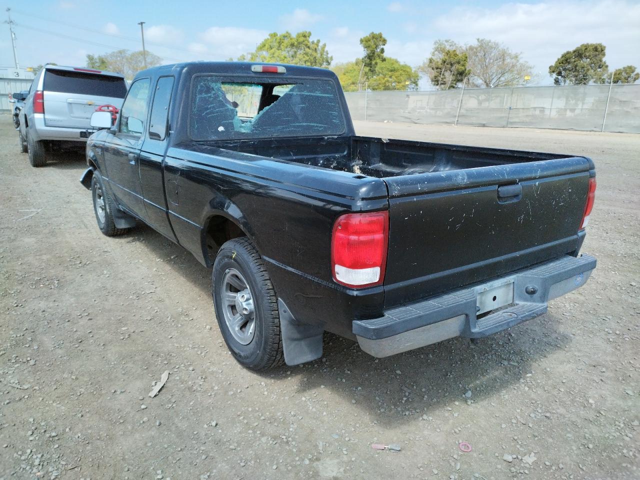 Photo 3 from auction – 2000 FORD RANGER SUP with VIN 1FTYR14V3YPB49574