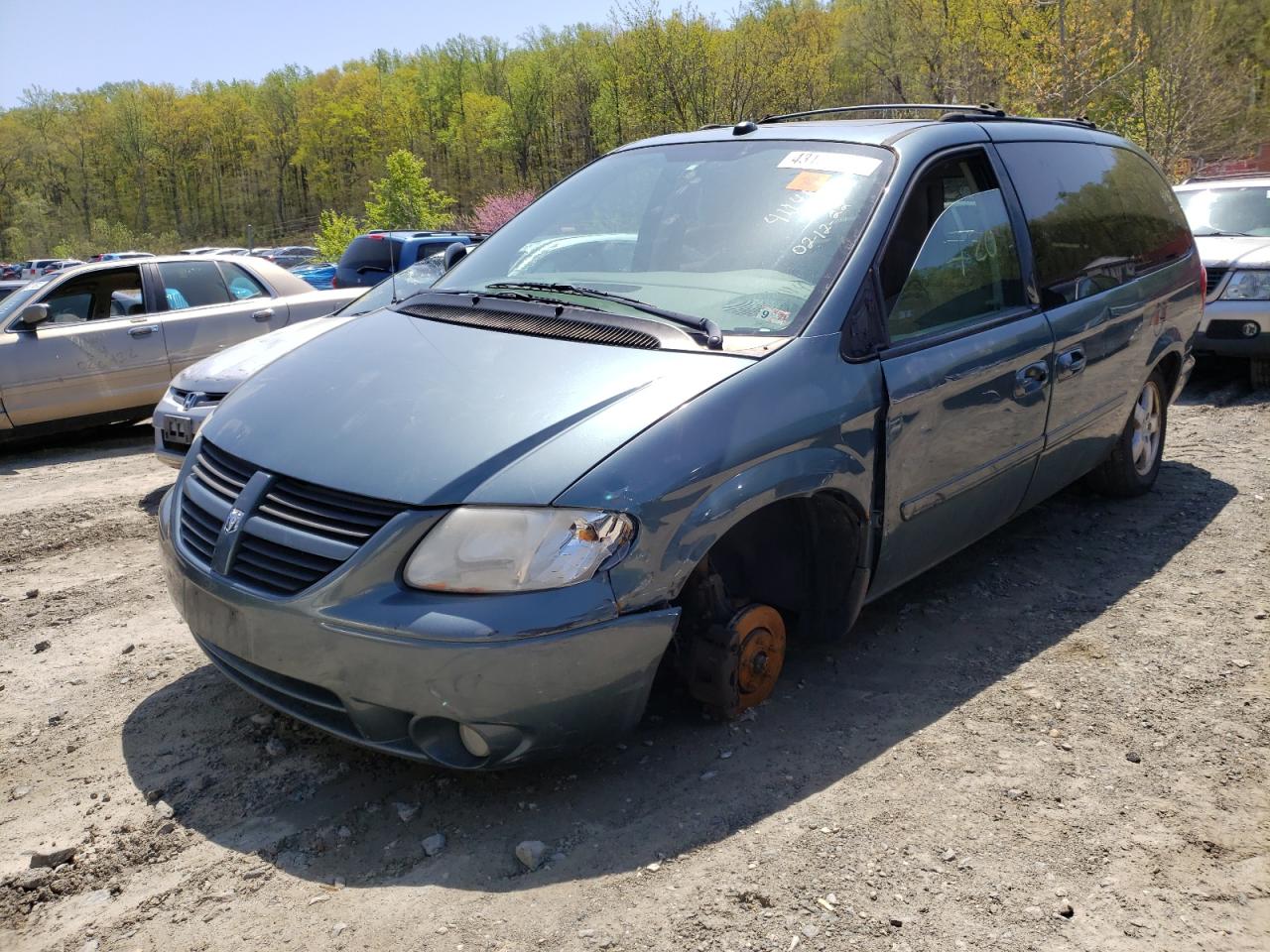 Photo 2 from auction – 2005 DODGE GRAND CARA with VIN 2D4GP44L65R545223