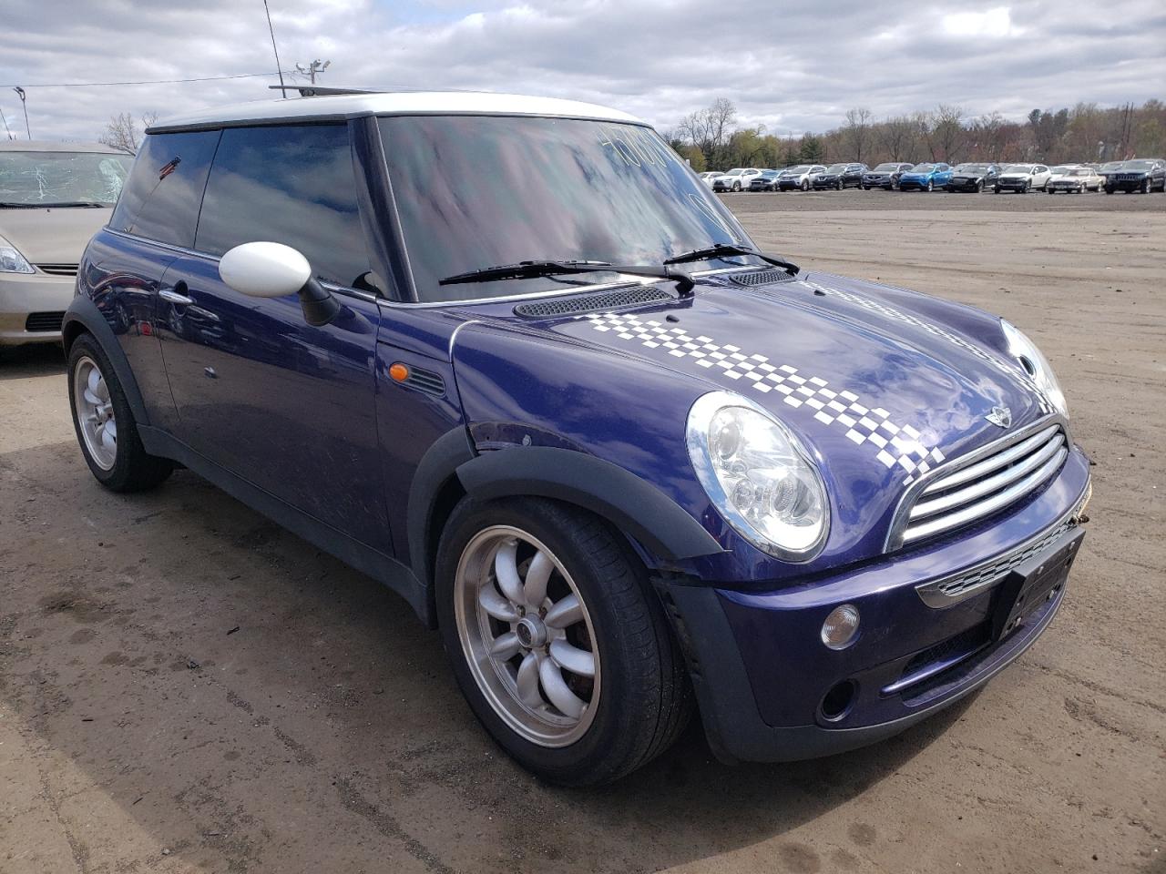 MINI COOPER 2005 with VIN WMWRC33445TC56209 - Photo from auction
