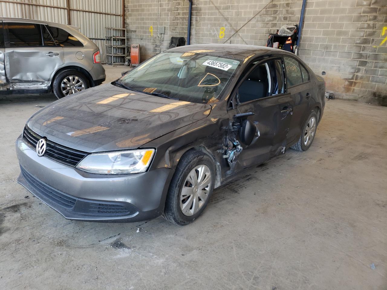 Photo 2 from auction – 2011 VOLKSWAGEN JETTA BASE with VIN 3VW2K7AJ8BM092636