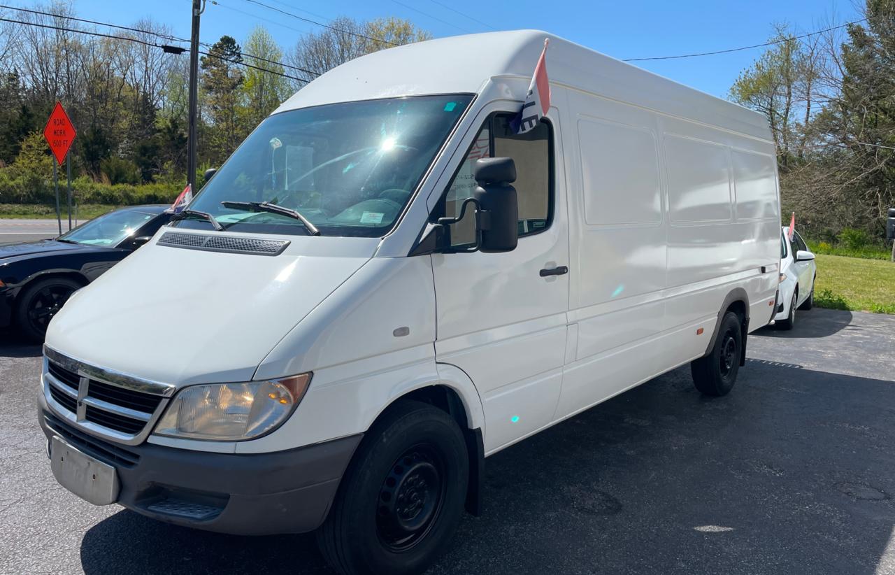 Photo 2 from auction – 2005 DODGE SPRINTER 2 with VIN WD0PD744655804216