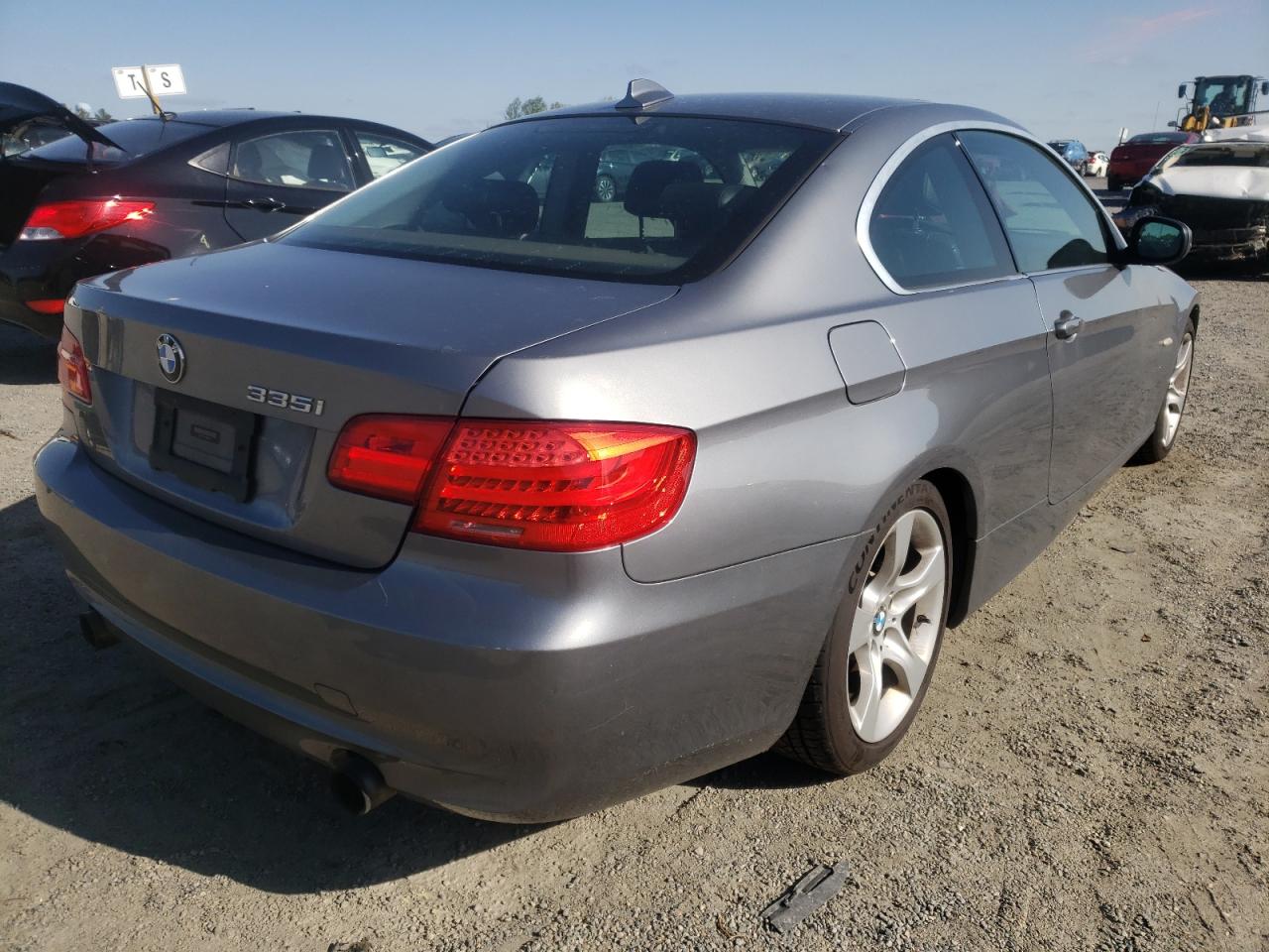 Photo 4 from auction – 2011 BMW 335 I with VIN WBAKG7C57BE801810