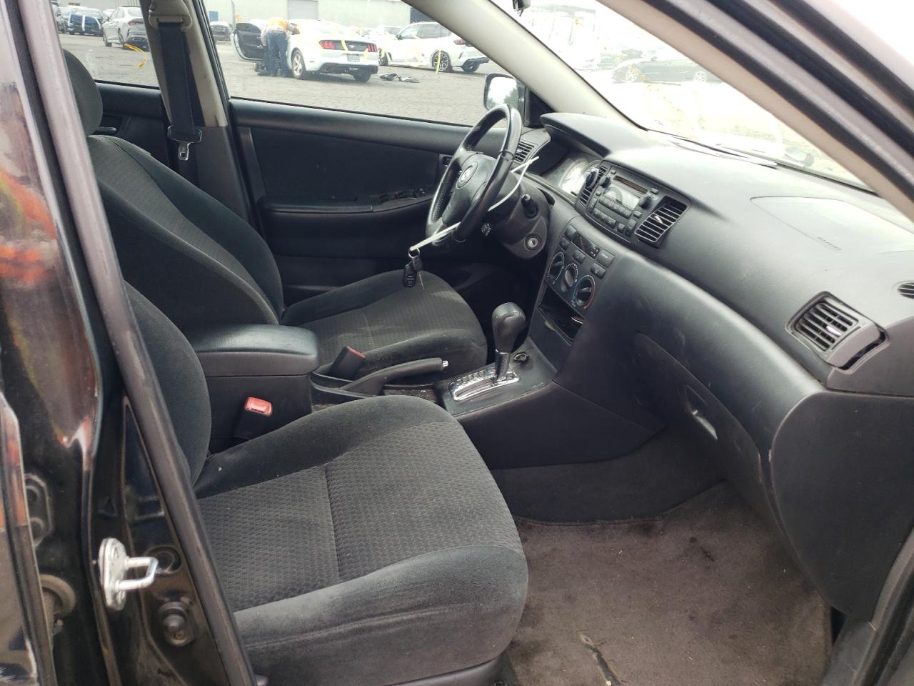 Photo 5 from auction – 2006 TOYOTA COROLLA CE with VIN 1NXBR30E06Z734579