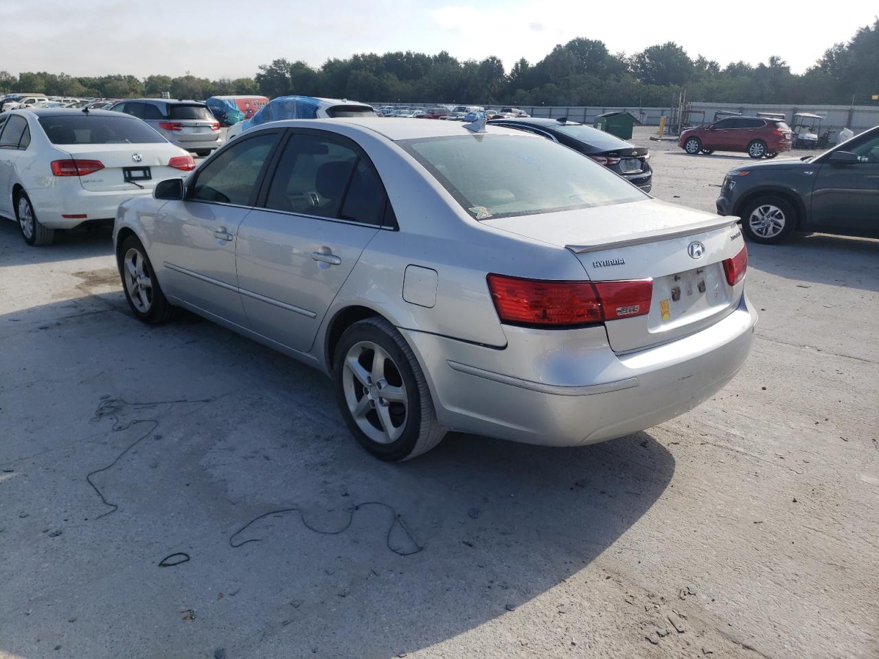 Photo 3 from auction – 2009 HYUNDAI SONATA SE with VIN 5NPEU46C59H505938