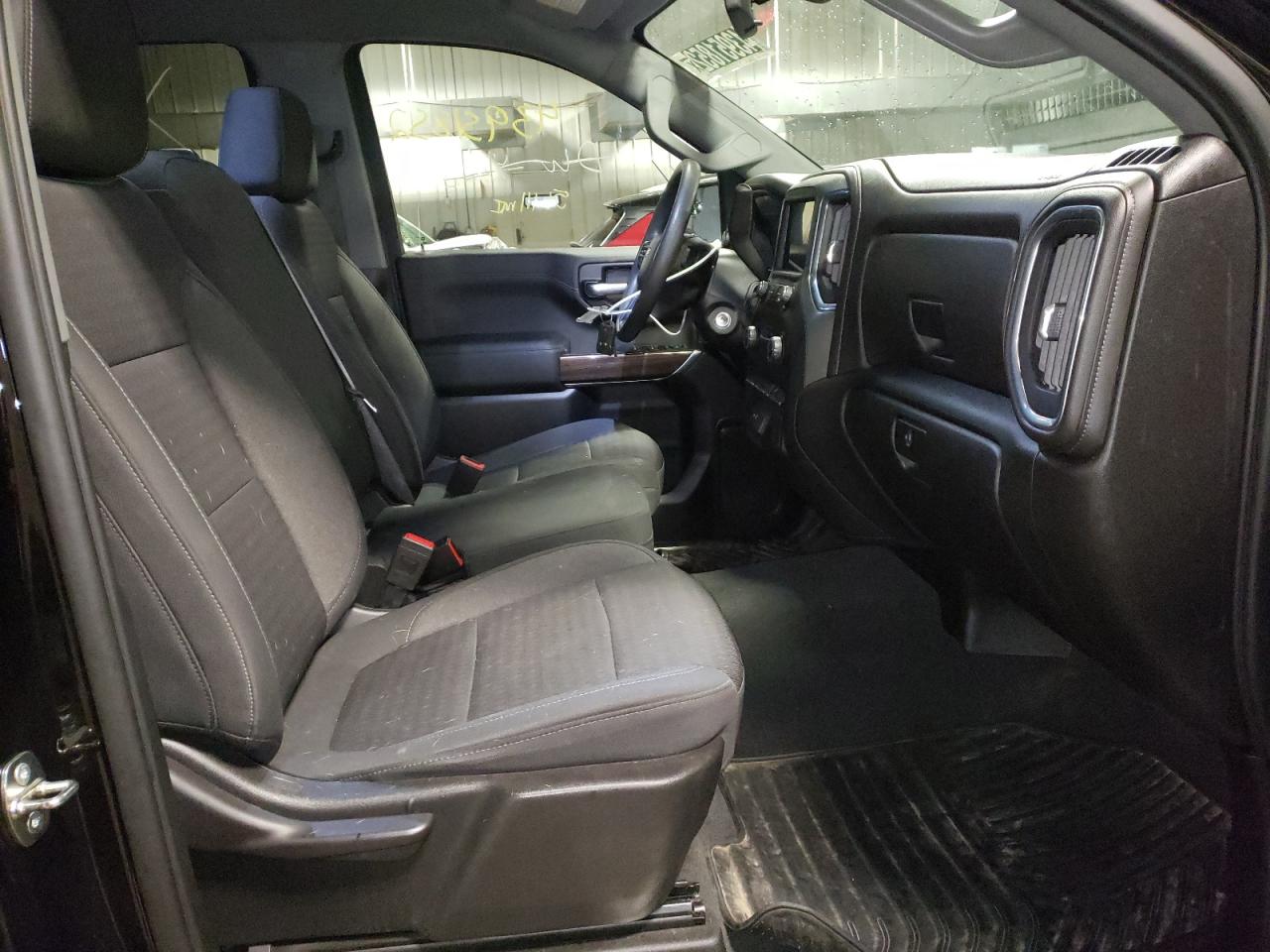 Photo 5 from auction – 2020 CHEVROLET SILVERADO with VIN 1GCRYDED0LZ265228