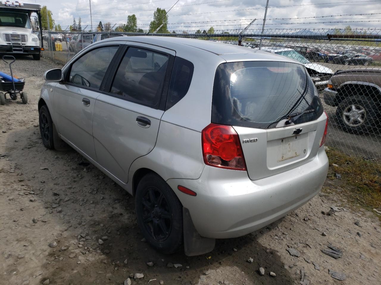 Photo 3 from auction – 2005 CHEVROLET AVEO BASE with VIN KL1TD62655B325686